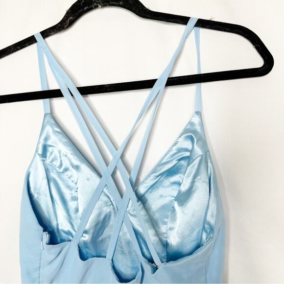 FAVIANA Blue Ruffle Skirt Gown in Size 2 - Picture 5 of 9